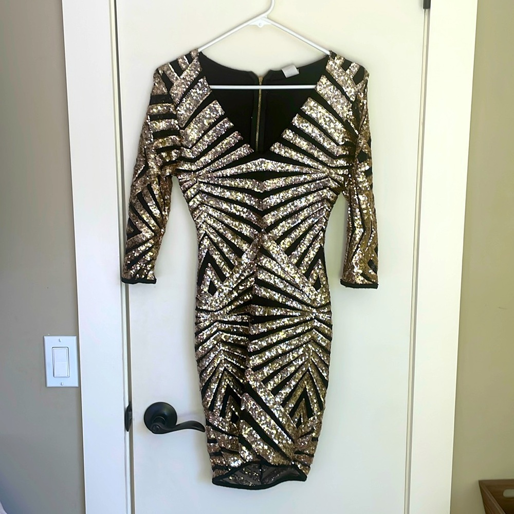 Gold and black sequins Windsor dress